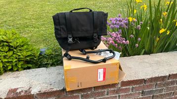 Sacoche et support origine Honda CL500 neuf beschikbaar voor biedingen