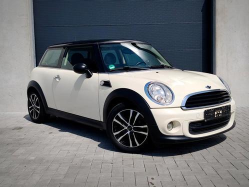 Mini Cooper one facelift  1.6 benzine airco, Auto's, Mini, Bedrijf, Te koop, Cooper, Boordcomputer, Centrale vergrendeling, Euro 5