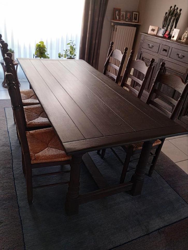 Eetkamer en dressoir + 6 stoelen, Huis en Inrichting, Complete eetkamers, Zo goed als nieuw, Ophalen