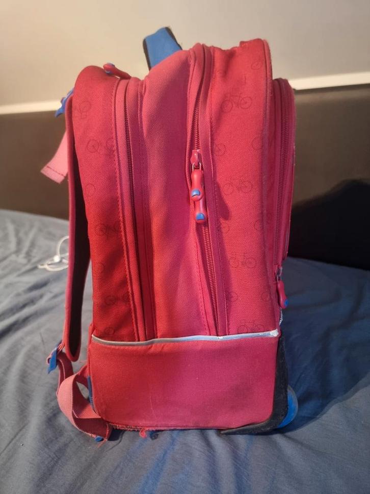 Stevige boekentas/trolley., Handtassen en Accessoires, Tassen | Schooltassen, Gebruikt, Rood, Ophalen