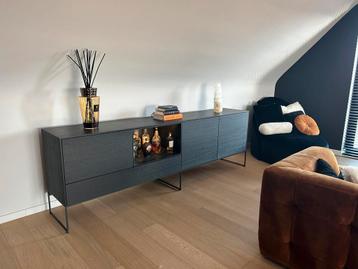 Dressoir kast zwart fineer hout, Ophalen, Zo goed als nieuw