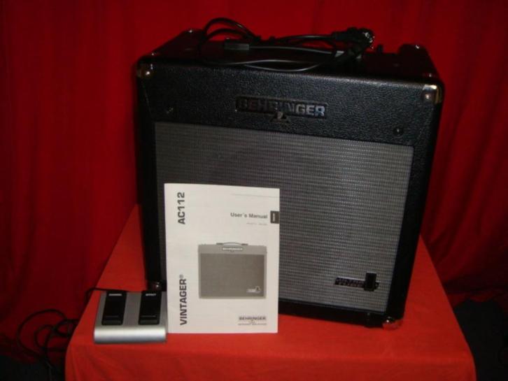 Zo Goed ALS Nieuw: Behringer Vintager AC112 gitaarversterker, Muziek en Instrumenten, Versterkers | Bas en Gitaar, Zo goed als nieuw