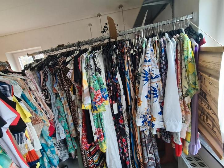 lot Nieuwe dameskleding, Kleding | Dames, Overige Dameskleding, Nieuw, Ophalen