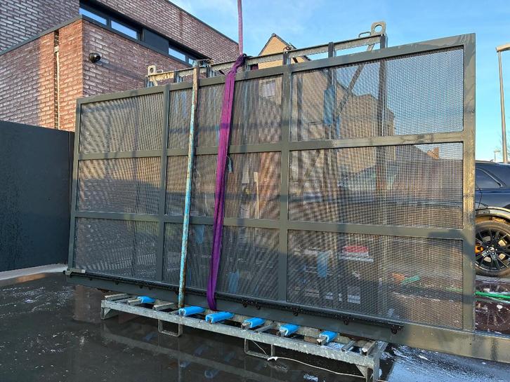 Metalen schuifpoort op rail, Jardin & Terrasse, Portes de jardin, Utilisé, Porte coulissante, Acier, 150 à 200 cm, 200 cm ou plus