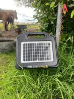 Batterij op zonnepaneel, Dieren en Toebehoren, Ophalen, Zo goed als nieuw