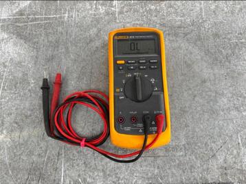Fluke 87 -5 87V multimeter true RMS beschikbaar voor biedingen