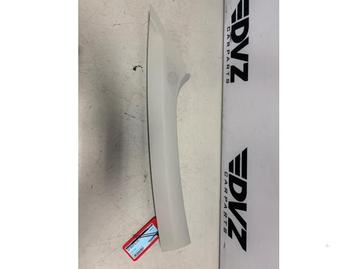 Stijlbekleding links-voor van een Seat Ateca beschikbaar voor biedingen