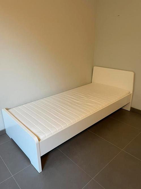 Ikea eenpersoonsbed, Huis en Inrichting, Slaapkamer | Bedden, Zo goed als nieuw, Eenpersoons, 90 cm, 200 cm, Hout, Wit, Ophalen