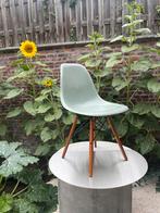 Herman Miller Eames seafoam green, Huis en Inrichting, Stoelen, Ophalen, Zo goed als nieuw