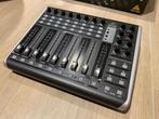 Behringer X-Touch compacte MIDI-controller, Ophalen of Verzenden, Zo goed als nieuw