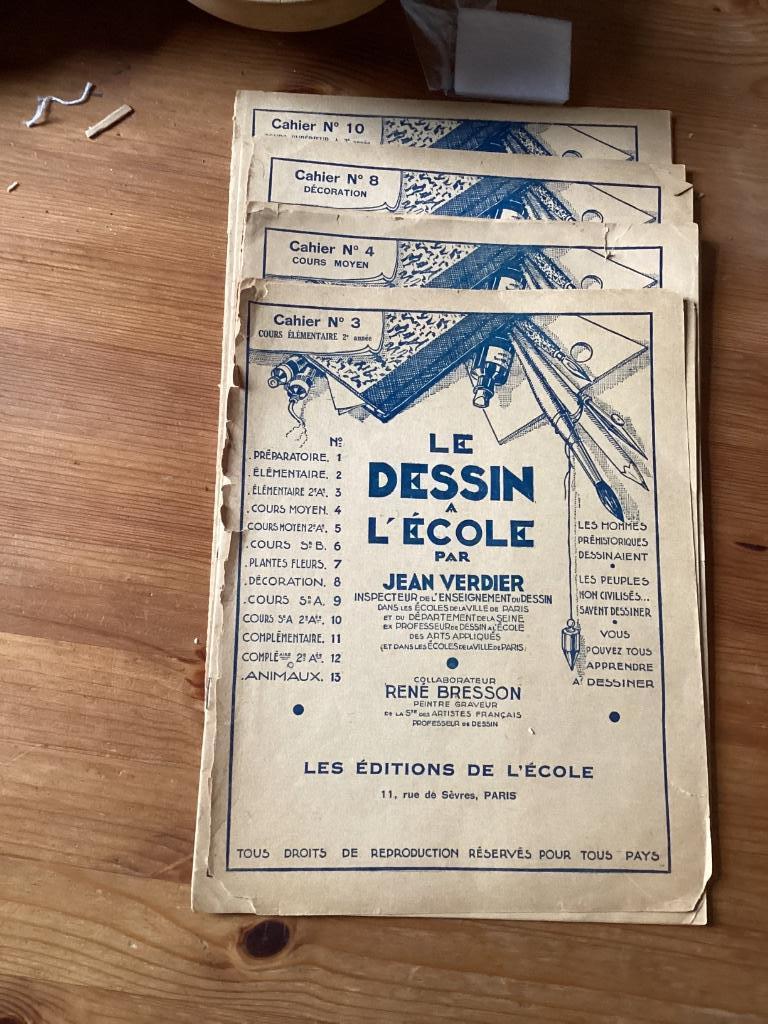 Cahiers le dessin à l’ école Jean Verdier, Utilisé