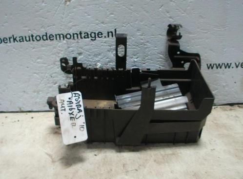 ACCUBAK Opel Astra J (PC6 / PD6 / PE6 / PF6) (13346249), Auto-onderdelen, Accu's en Toebehoren, Opel, Gebruikt