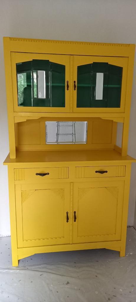 Mooie kast in knalkleur, Kinderen en Baby's, Kinderkamer | Commodes en Kasten, Gebruikt, Kast, 105 cm of meer, 75 tot 100 cm, Minder dan 50 cm