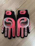 Voetbal handschoenen keeper smal ca 6-10 jaar, Sports & Fitness, Football, Enlèvement ou Envoi, Gants