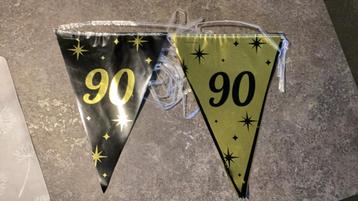 Verjaardag 90 jaar vlaggetje aan lint (14) beschikbaar voor biedingen