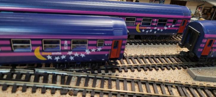 SBB Sleeperette et Couchette - Maan en Sterren, Hobby en Vrije tijd, Modeltreinen | H0, Zo goed als nieuw, Wagon, Gelijkstroom