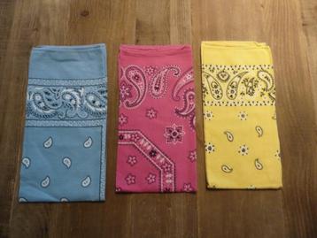 Verschillende bandana's beschikbaar voor biedingen