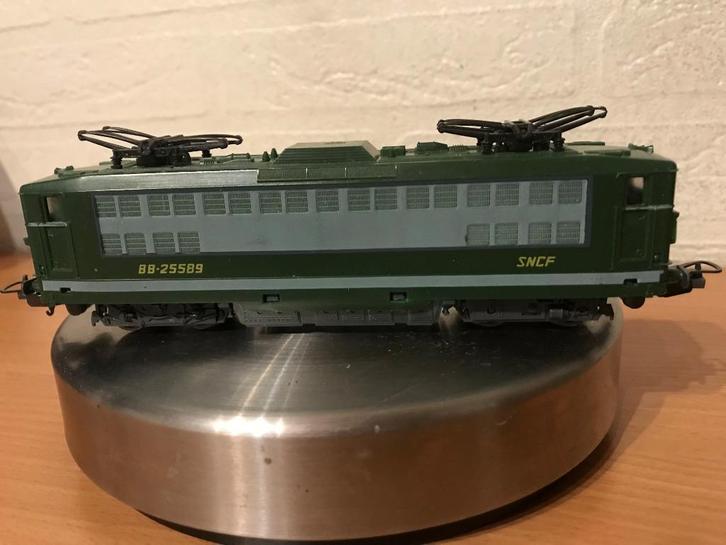 LIMA ELEKTRISCHE TREIN + geschenk., Hobby en Vrije tijd, Modeltreinen | H0, Gebruikt, Treinset, Gelijkstroom, Lima, Ophalen of Verzenden