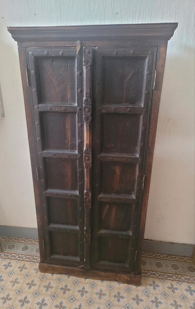 Ancienne armoire massive indonésienne, Antiquités & Art, Antiquités | Meubles | Armoires, Enlèvement