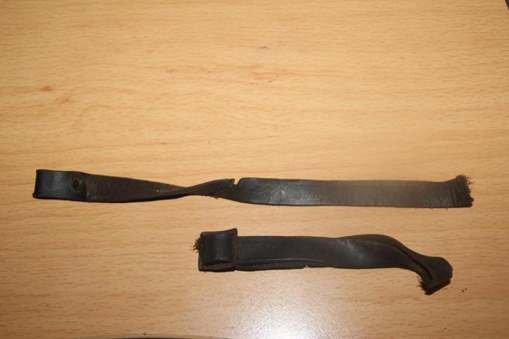 ABBL leren kinriem voor de Belgische Adrian M31, Verzamelen, Militaria | Tweede Wereldoorlog, Landmacht, Helm of Baret, Verzenden