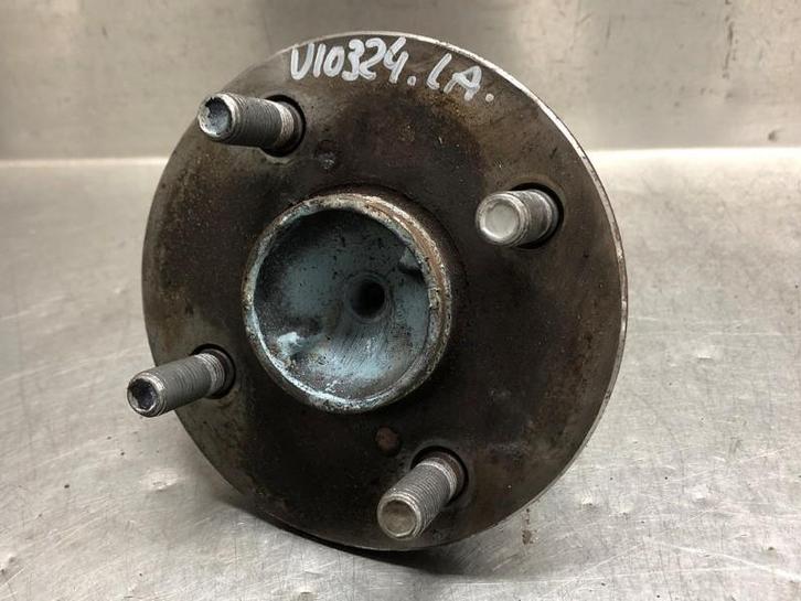 WIELLAGER ACHTER Toyota Corolla (E12) (11-2001/03-2007), Auto-onderdelen, Ophanging en Onderstel, Toyota, Gebruikt