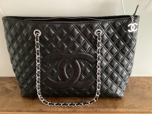 Sac à main Chanel noir, Bijoux, Sacs & Beauté, Accessoires Autre, Comme neuf, Enlèvement ou Envoi