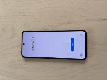 Samsung Z flip 5 256 GR + zwart leren hoesje, Telecommunicatie, Mobiele telefoons | Samsung, Ophalen of Verzenden, Zo goed als nieuw