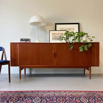 Vintage Deens design dressoir •Arne Vodder• beschikbaar voor biedingen