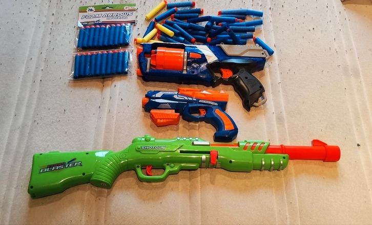 Nerfgun, Kinderen en Baby's, Speelgoed | Buiten | Actiespeelgoed, Gebruikt, Ophalen