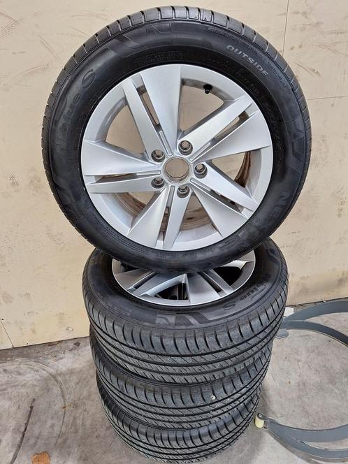 Volkswagen Golf Zomerset 16 Inch Origineel, Auto-onderdelen, Banden en Velgen, Banden en Velgen, Zomerbanden, 16 inch, 205 mm