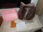 Louis Vuitton NéoNoé Handtas – Poudre Rose, Handtassen en Accessoires, Tassen | Damestassen, Ophalen of Verzenden, Zo goed als nieuw