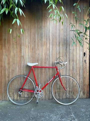 Retro koersfiets Shimano Golden Arrow beschikbaar voor biedingen
