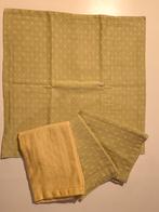 3 groene en 1 gele kussensloop, Huis en Inrichting, Ophalen