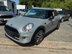 Mini One 1200 benzine 2016, Voorwielaandrijving, 4 zetels, Stof, Start-stop-systeem