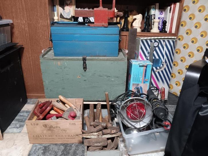 Groot lot (oud) gereedschap in 1 koop, Doe-het-zelf en Bouw, Gereedschap | Handgereedschap, Gebruikt, Ophalen
