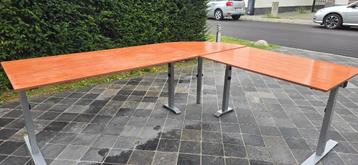 bureau beschikbaar voor biedingen