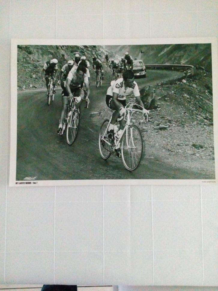 wielrenners, cyclistes, oude persfoto Tom Simpson, Collections, Photos & Gravures, Comme neuf, Photo, Autres sujets/thèmes, Enlèvement