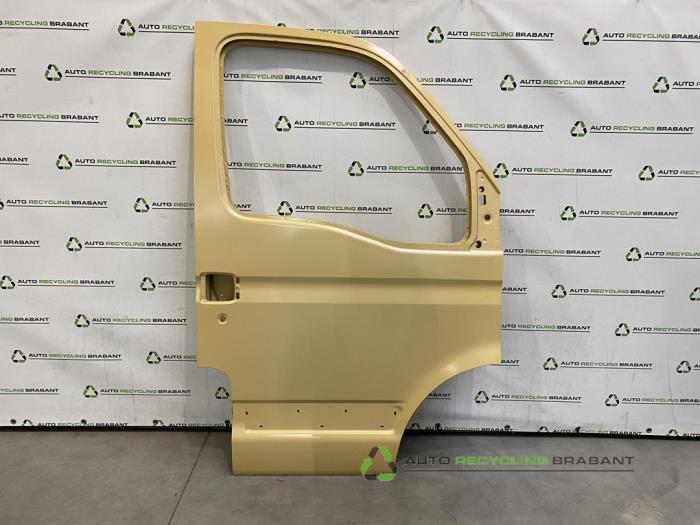 Portière 4portes avant droite d'un Iveco Daily, Autos : Pièces & Accessoires, Carrosserie & Tôlerie, Porte, Utilisé, 3 mois de garantie