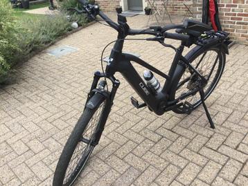 CUBE KATHMANDU HYBRID Smart Connect 750 gemengd beschikbaar voor biedingen