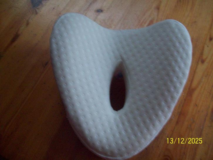 coussin releve jambes pour dormeurs lateraux, Diversen, Verpleegmiddelen, Zo goed als nieuw, Ophalen