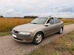 Opel met 163.000km en €3.000 aan facturen, Vectra, Particulier, Radio, Te koop