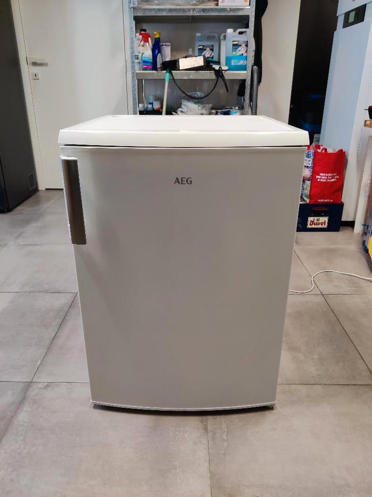 Koelkast, Elektronische apparatuur, Koelkasten en IJskasten, Zo goed als nieuw, Zonder vriesvak, Minder dan 85 cm, 45 tot 60 cm