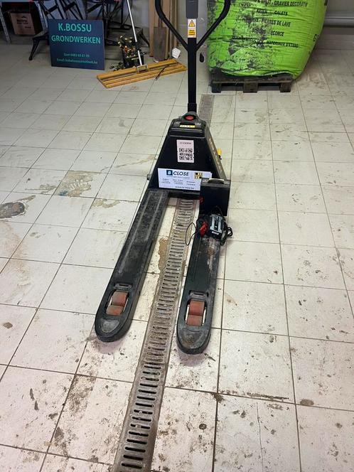 2 palletwagens te koop, Doe-het-zelf en Bouw, Palletwagens en Pompwagens, Zo goed als nieuw, Ophalen