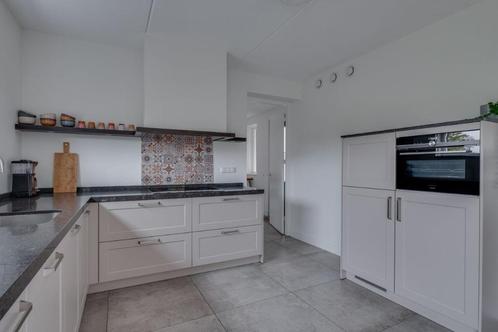 Moderne hoekkeuken in mat grijs met Siemens GEDEMONTEERD, Huis en Inrichting, Keuken | Complete keukens, Zo goed als nieuw, Hoekkeuken