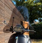 Windscherm hoog vespa sprint, Ophalen, Zo goed als nieuw