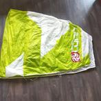 Peter lynn power kite 3m, Sport en Fitness, Vliegeren, Ophalen, Gebruikt, Drielijns, Vlieger