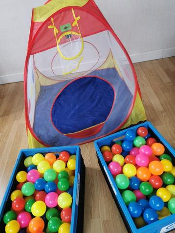 Tentje ballenbad met kleurrijke ballenbadballen disponible aux enchères