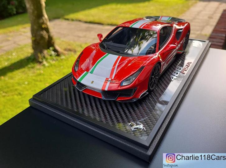 BBR 1/18 Ferrari 488 Pista Piloti – Rosso Corsa, Hobby en Vrije tijd, Modelauto's | 1:18, Nieuw, Ophalen of Verzenden