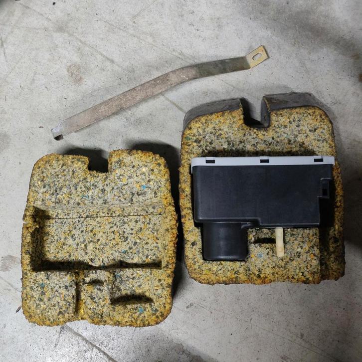 Pompe d'origine pour verrouillage centralisé des portes VW C, Autos : Pièces & Accessoires, Électronique & Câbles, Volkswagen