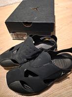 Jordan, Nike, sandalen, zwart, maat 35, Ophalen of Verzenden, Zo goed als nieuw